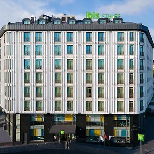 5* מלון Ibis Styles Merter